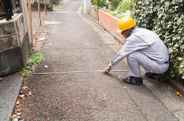 土地に接している道路をチェック