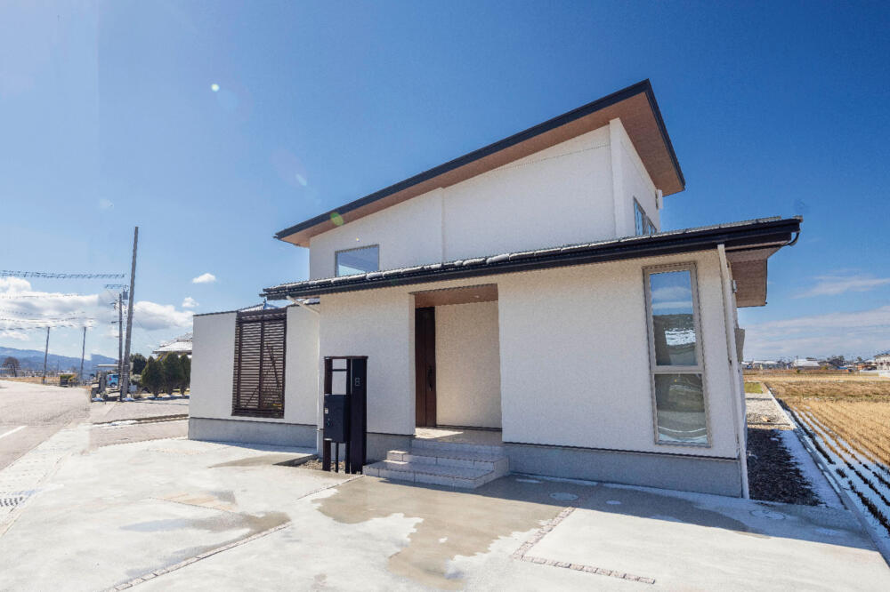 羽咋市石野町モデルハウス