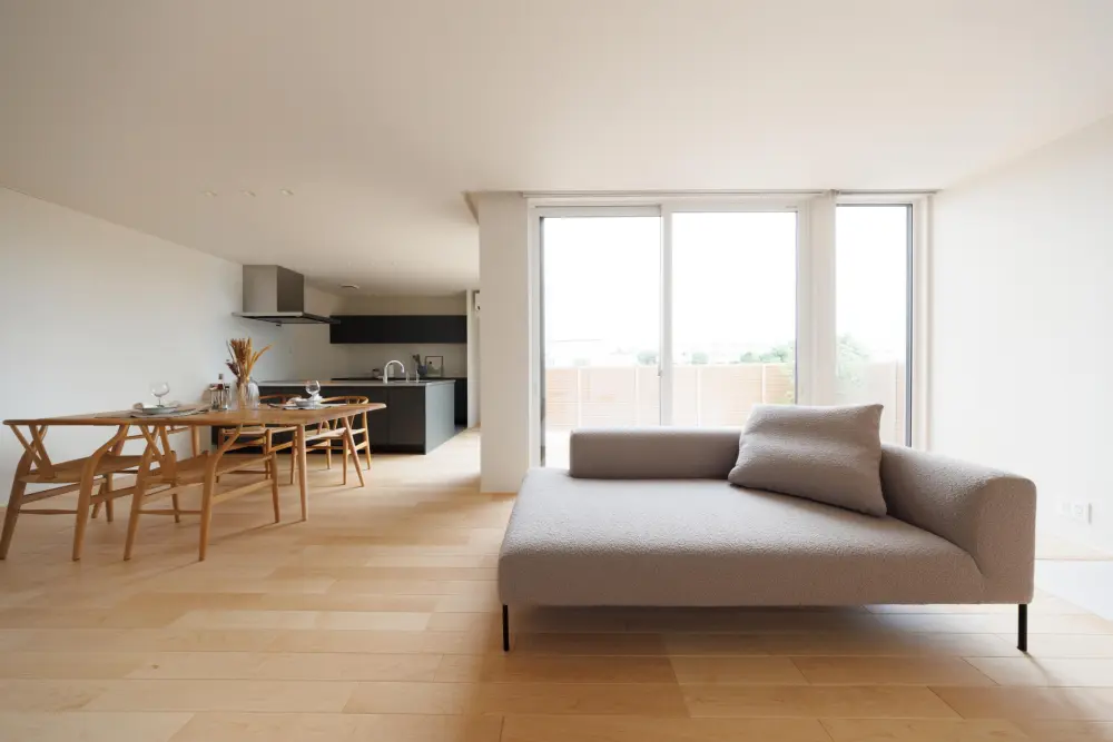 柔らかな光と落ち着きのある住まい